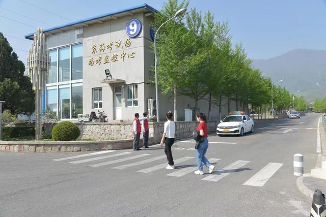 北京駕校加強禮讓斑馬線培訓,源頭強化文明行車意識